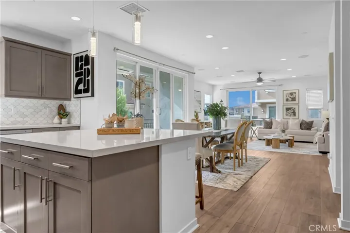Open floor plan, recessed lighting throughout