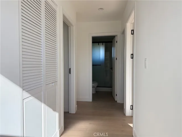 Hall/Laundry