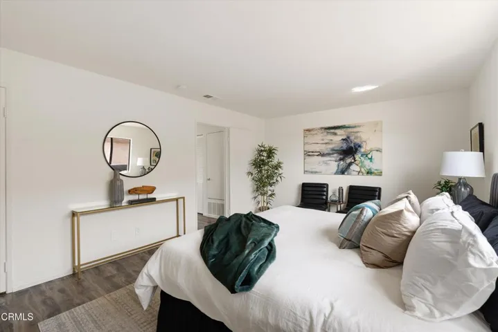 24-850-w-157th-st-6_024