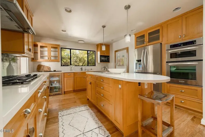 Kitchen M