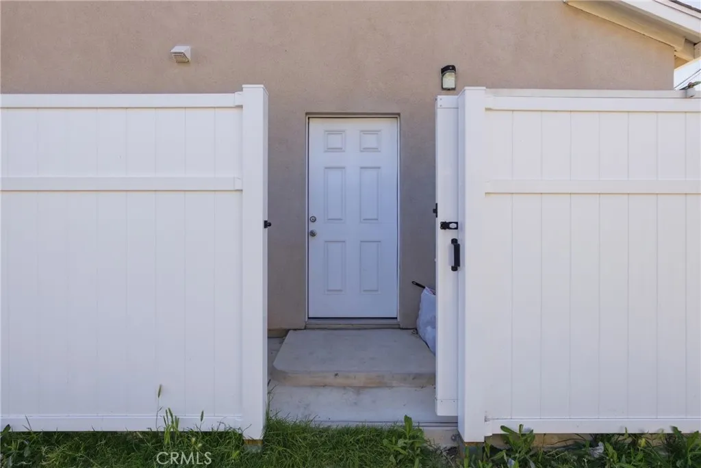 ADU - Private entry