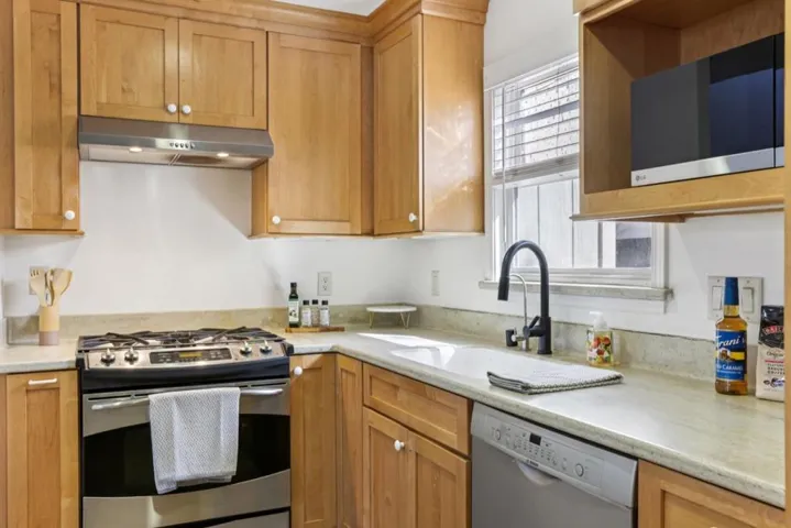 775 Mermaid Avenue, Pacific Grove, California 93950