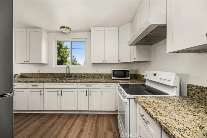 18510 Wilton, Torrance, California 90504