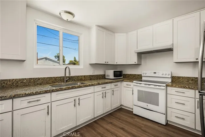 18510 Wilton, Torrance, California 90504