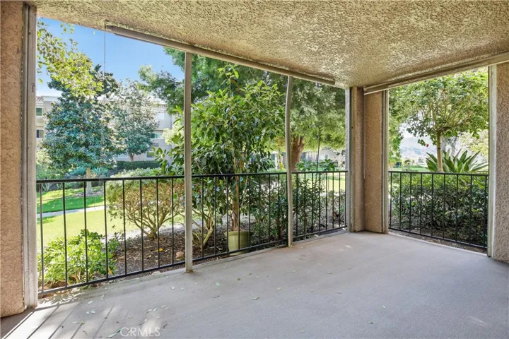 3421 Calle Azul 1f, Laguna Woods, California 92637
