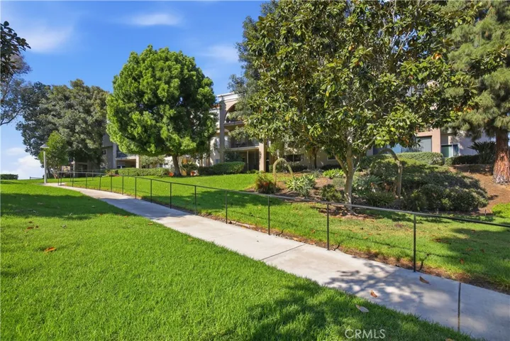 3421 Calle Azul 1f, Laguna Woods, California 92637
