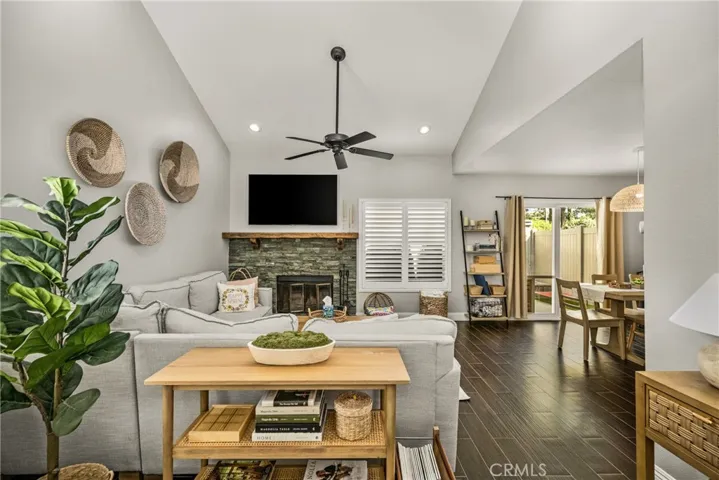 6045 Nantucket, Yorba Linda, California 92887