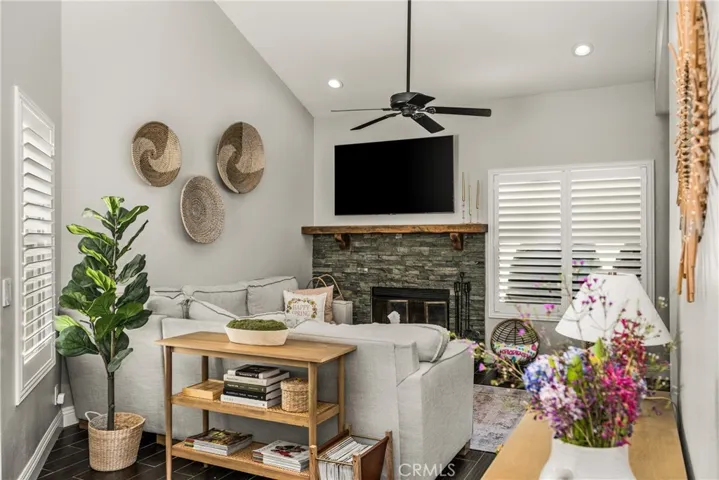 Vaulted ceiling living room