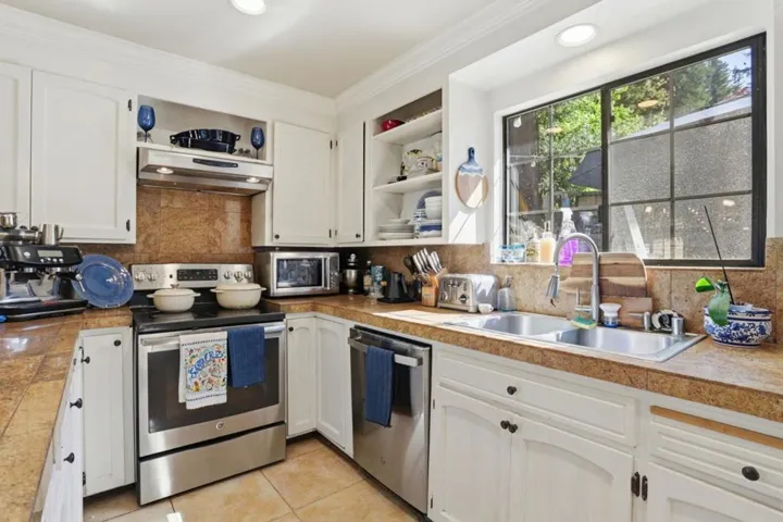 5455 Branciforte Drive, Santa Cruz, California 95065