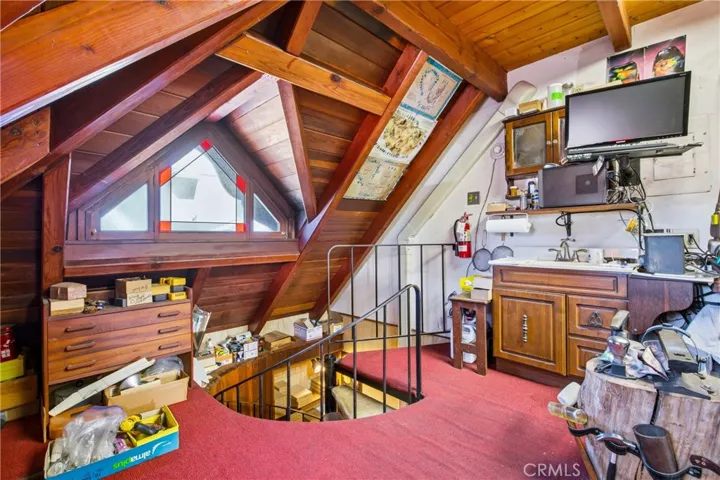 Third-level loft space with unique volume and character