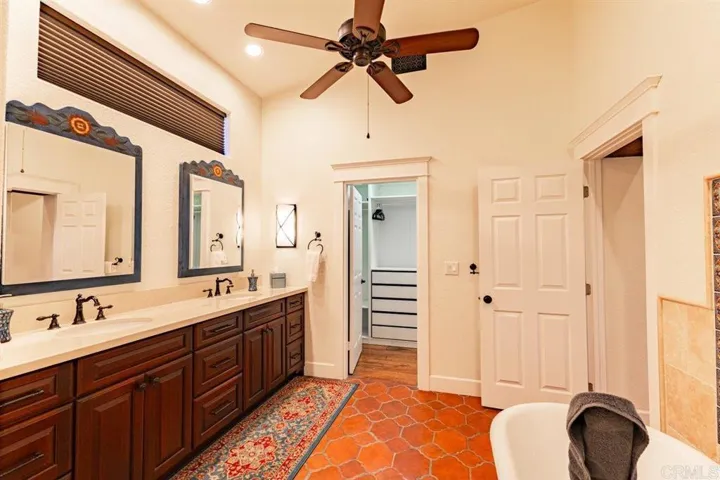Master Bath/Spa