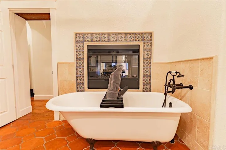 Master Bath/Spa