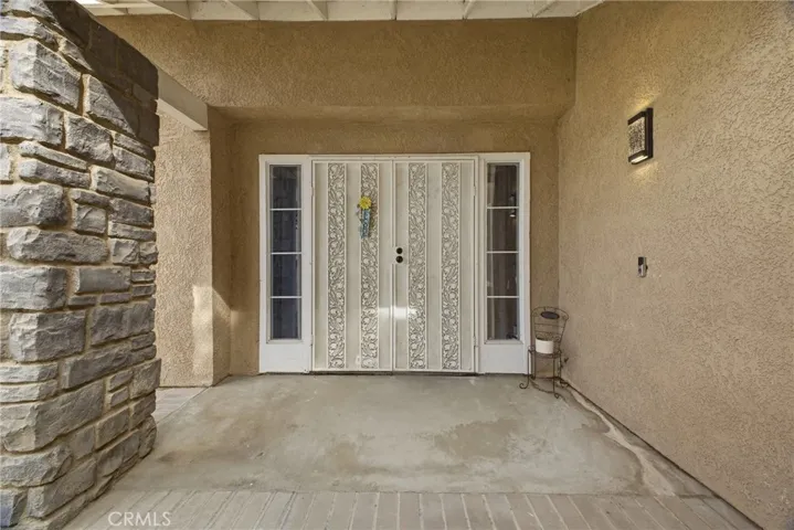 14673 Owens River, Victorville, California 92392