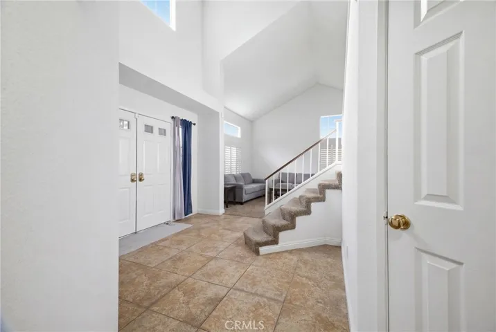 14673 Owens River, Victorville, California 92392