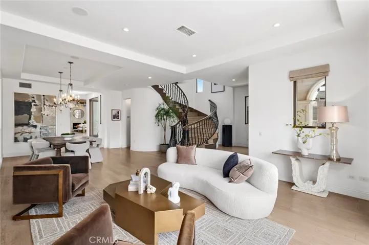 222 Orchid Avenue, Corona Del Mar, California 92625
