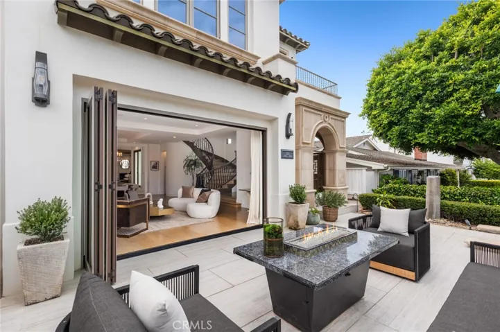 222 Orchid Avenue, Corona Del Mar, California 92625