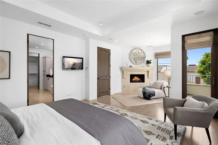 222 Orchid Avenue, Corona Del Mar, California 92625
