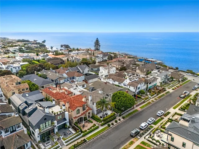 222 Orchid Avenue, Corona Del Mar, California 92625