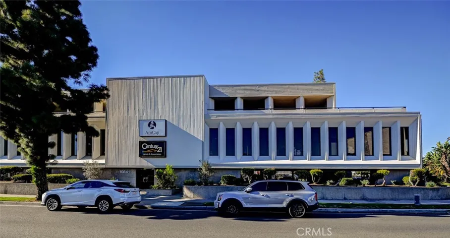 10841 Paramount 204, Downey, California 90241