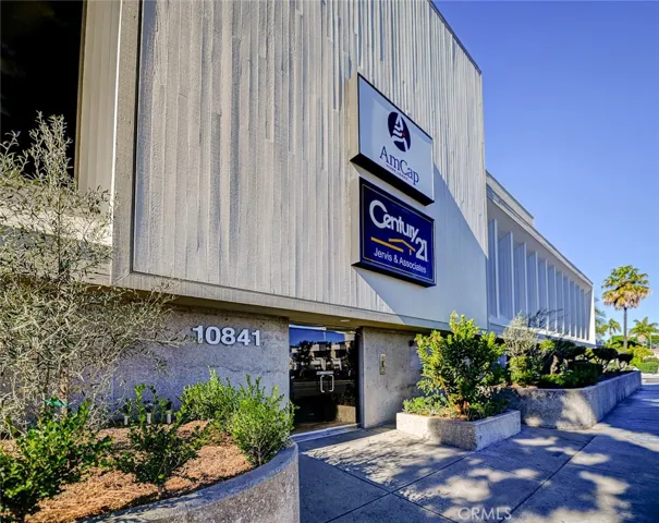 10841 Paramount 204, Downey, California 90241 — photo 4