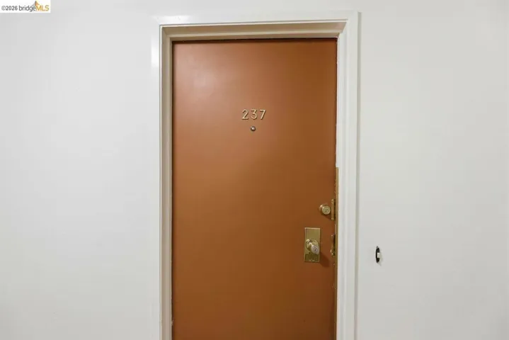 811 York St 237, Oakland, California 94610