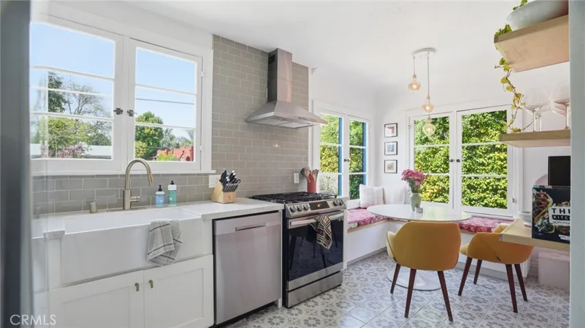 270 Clinton, Pasadena, California 91103