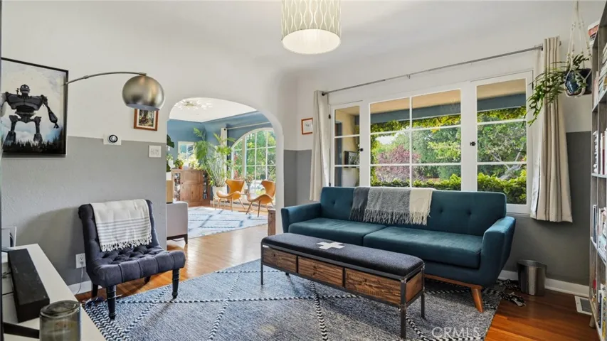 270 Clinton, Pasadena, California 91103