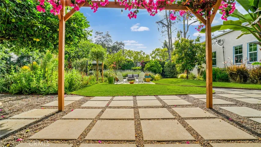270 Clinton, Pasadena, California 91103