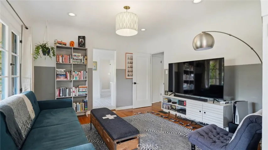 270 Clinton, Pasadena, California 91103