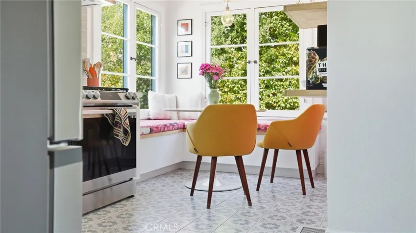 270 Clinton, Pasadena, California 91103