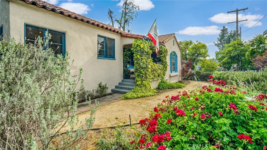 270 Clinton, Pasadena, California 91103