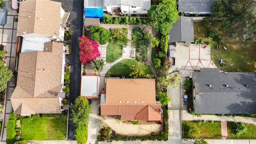 270 Clinton, Pasadena, California 91103