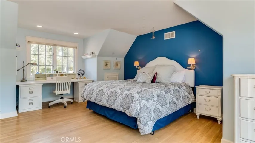 Bed 4
