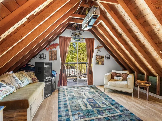 40155 Mahanoy, Big Bear Lake, California 92315