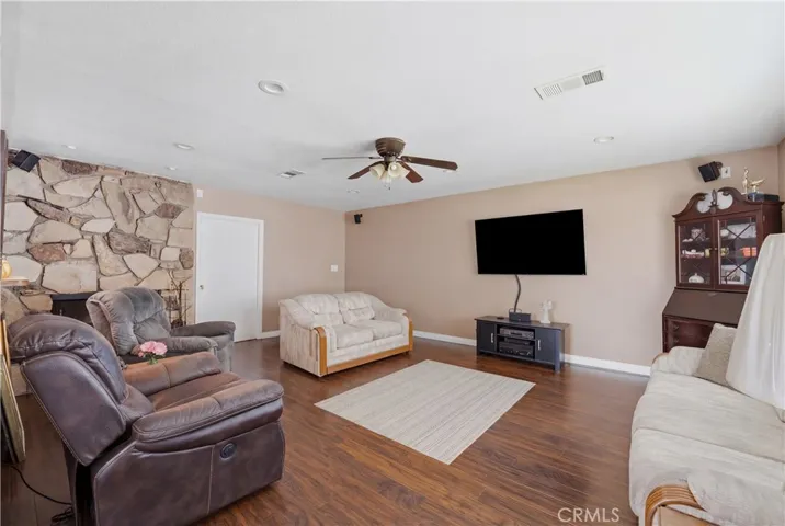 Spacious family room with fireplace