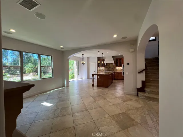 27 Tree Clover, Irvine, California 92618