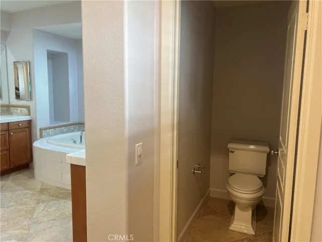 27 Tree Clover, Irvine, California 92618