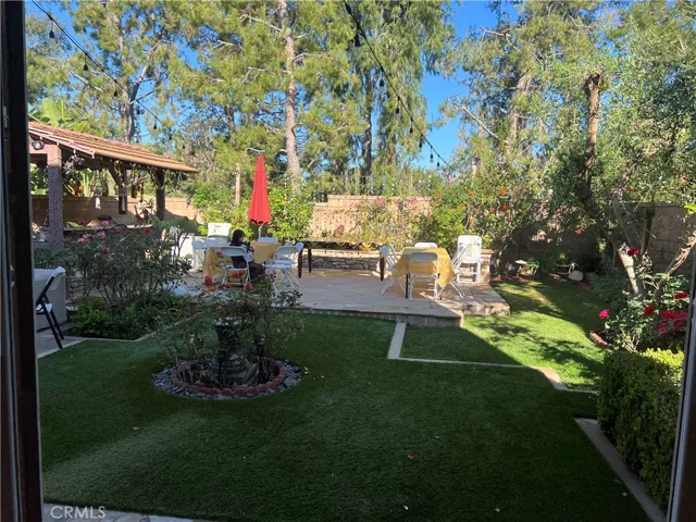 27 Tree Clover, Irvine, California 92618
