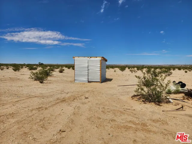 Shed