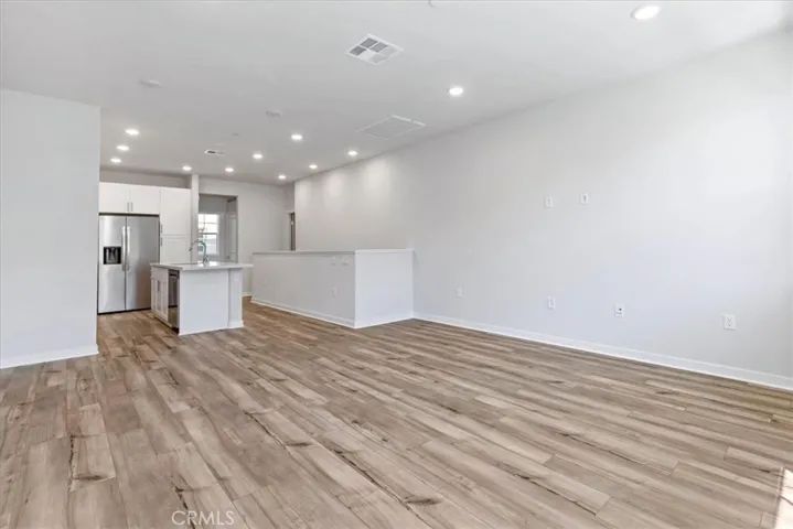 9815 Crossbay Loop 1004, Jurupa Valley, California 92509