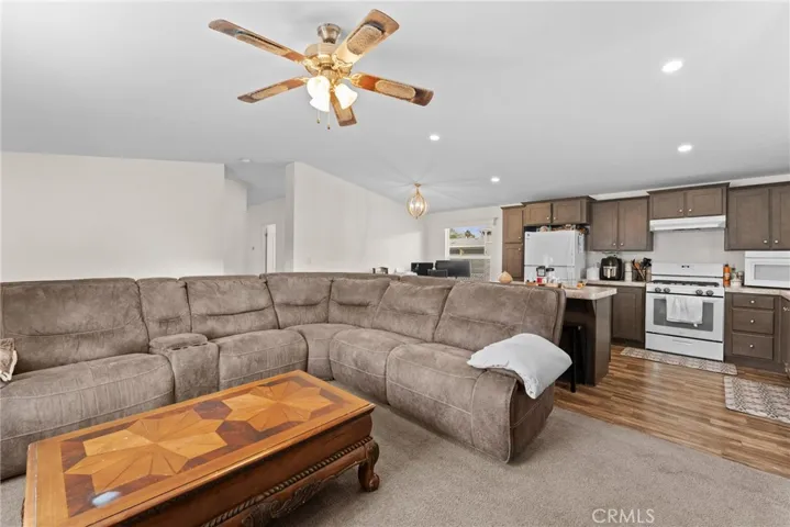 32900 Riverside 53, Lake Elsinore, California 92530