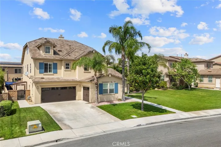 7547 Soaring Bird Court, Eastvale, California 92880