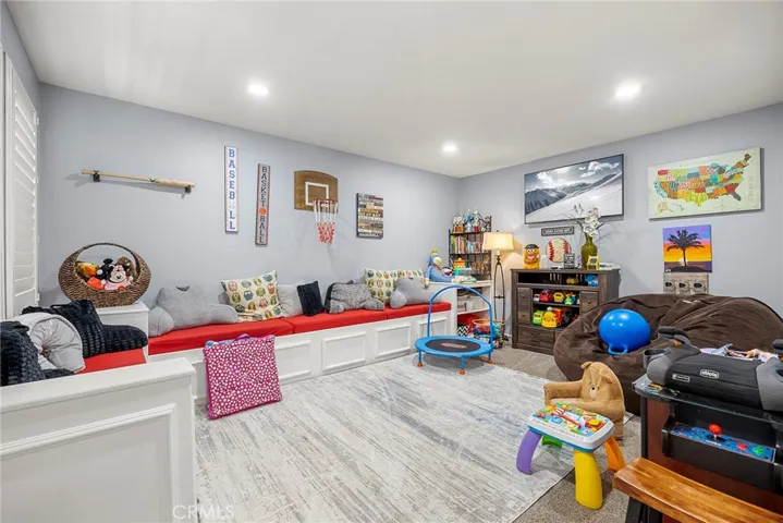 7547 Soaring Bird Court, Eastvale, California 92880
