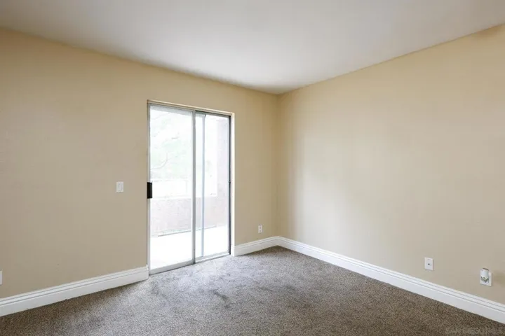 2275 Del Mar Way 306, Corona, California 92882