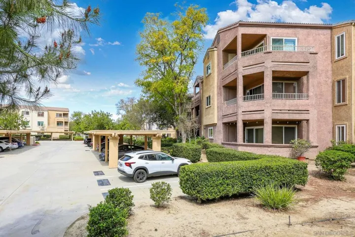 2275 Del Mar Way 306, Corona, California 92882
