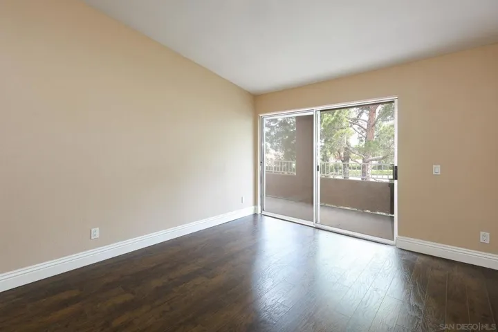 2275 Del Mar Way 306, Corona, California 92882