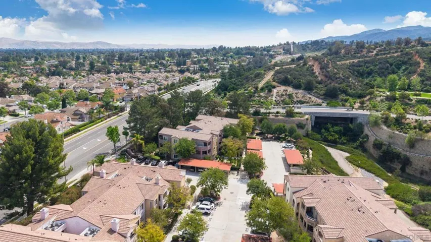 2275 Del Mar Way 306, Corona, California 92882