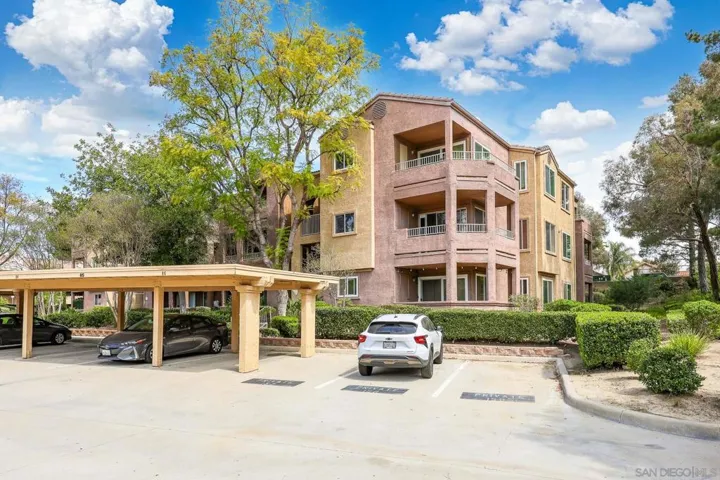2275 Del Mar Way 306, Corona, California 92882