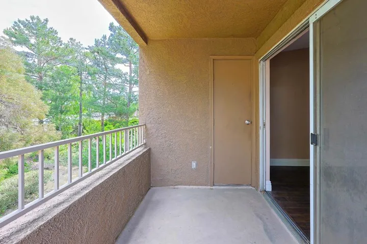 2275 Del Mar Way 306, Corona, California 92882