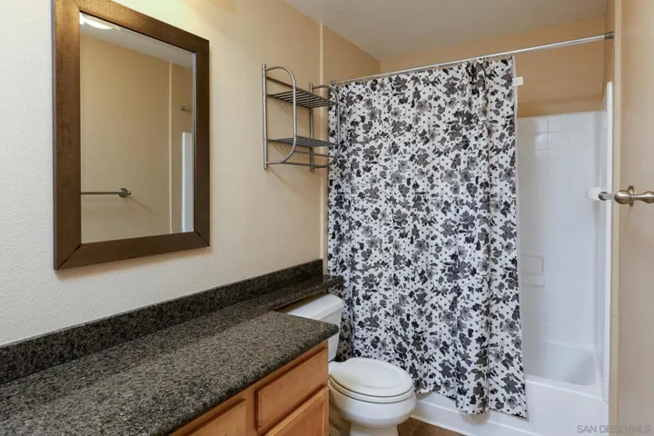 2275 Del Mar Way 306, Corona, California 92882